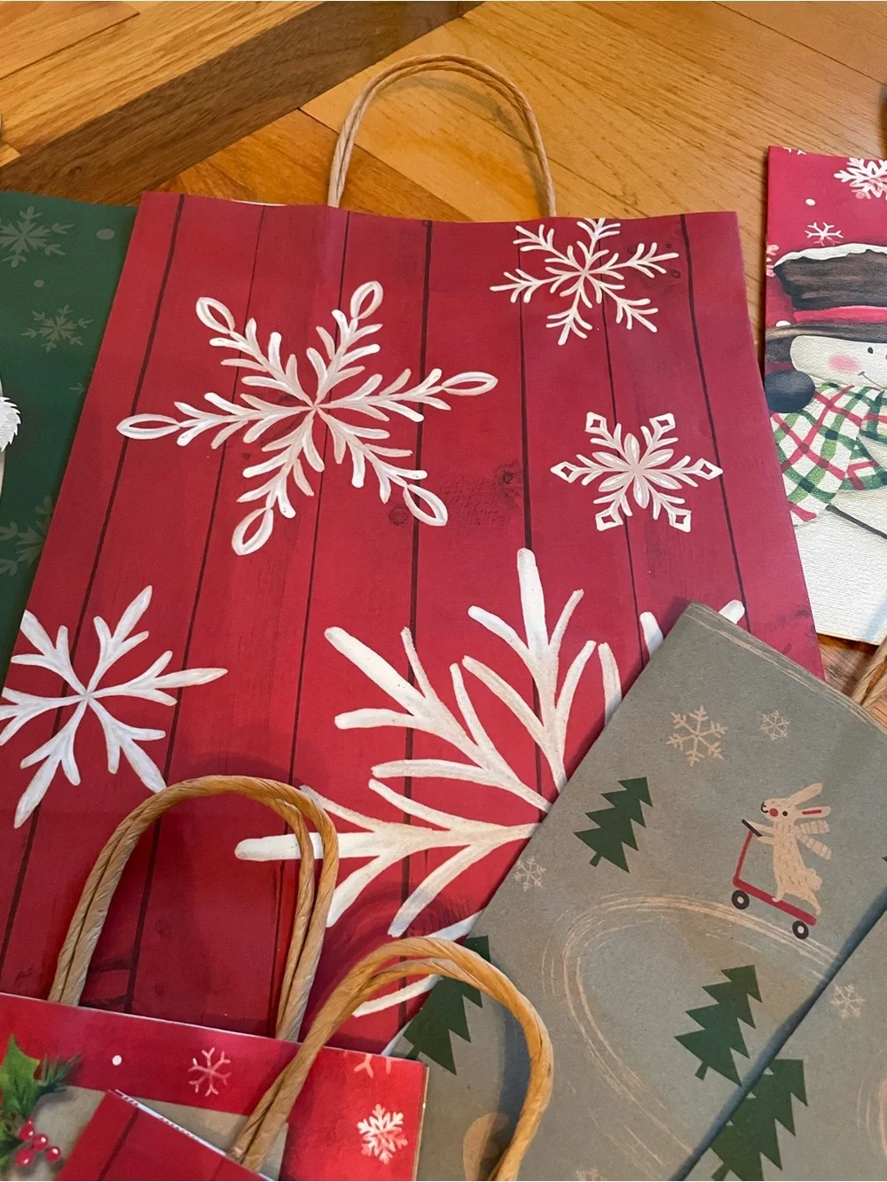 Christmas Gift Bags / Paper / 10 Assorted patterns & sizes as shown